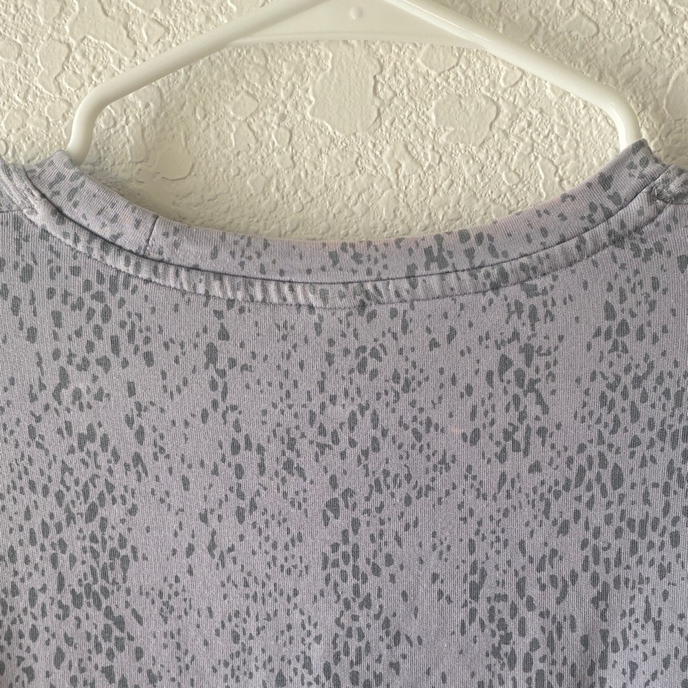 Athleta Gray Patterned Sweatshirt - image 6
